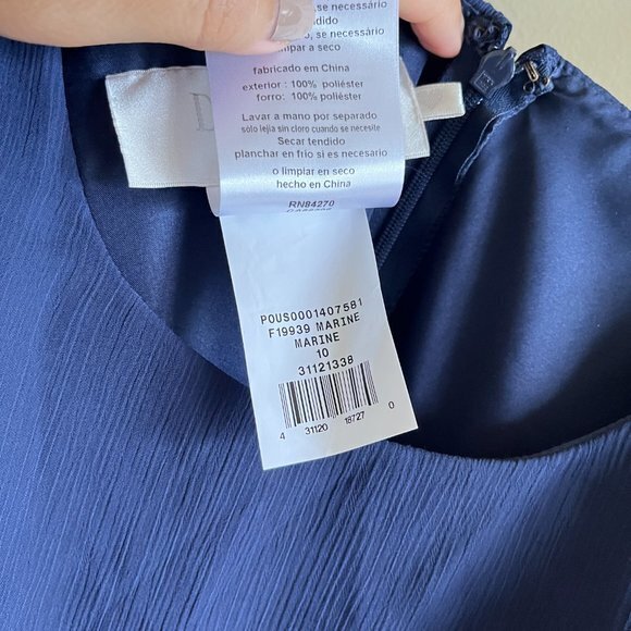 DAVID'S BRIDAL  flounced crinkle chiffon tank brid - Picture 6 of 7